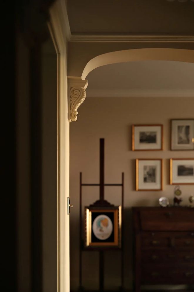 ㎡老房里打造英伦复古宅美轮美奂窗景超绝！PG电子麻将胡了2模拟器留学小伙在89(图27)